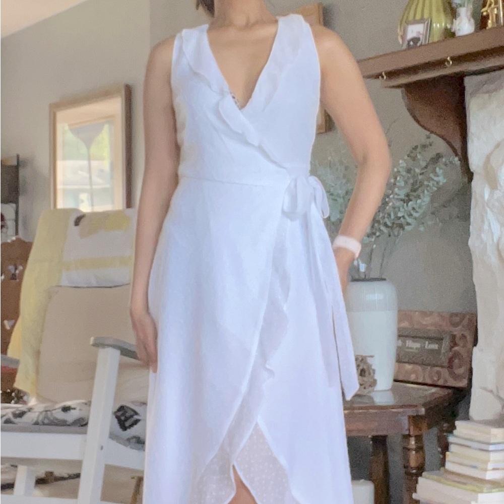 Bar III Maxi white Dress, XXS,  has lining